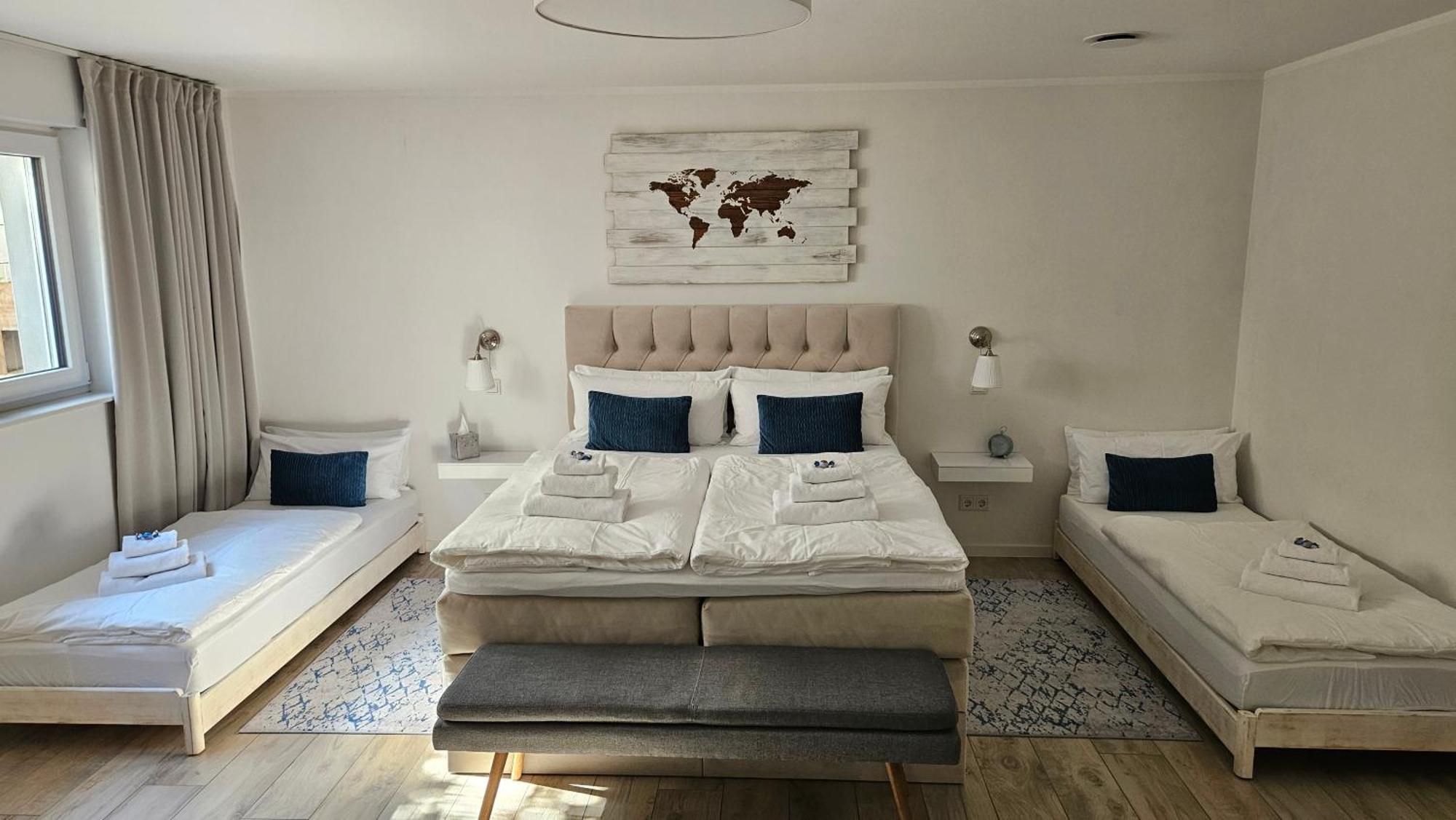 Enny Suite Apartment Im Schoenen Rheinland Ломар Екстер'єр фото